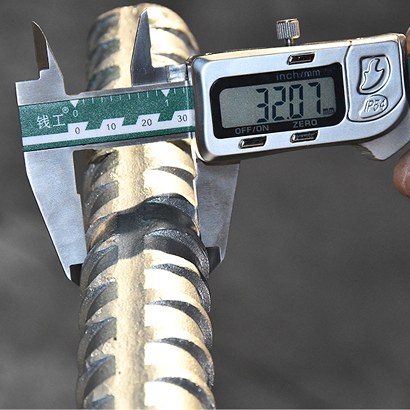 Dia 32mm-830 Thread Bar